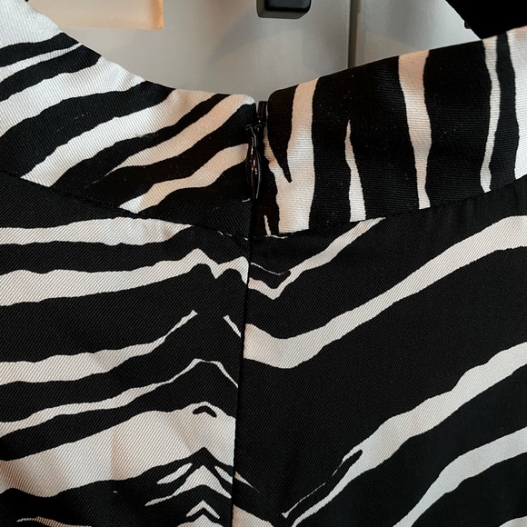 SOLD - Zara Animal Zebra Print Floaty Contrast Dress - Picture 4 of 9